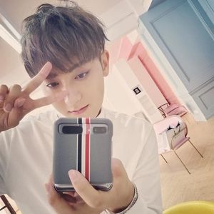 Meet your Posher, Sky